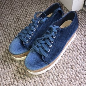 Platform velvet shoes new never worn